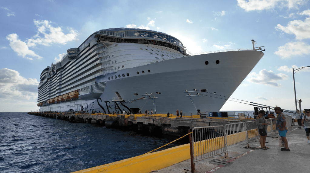 Wonder of the Seas at Costa Maya