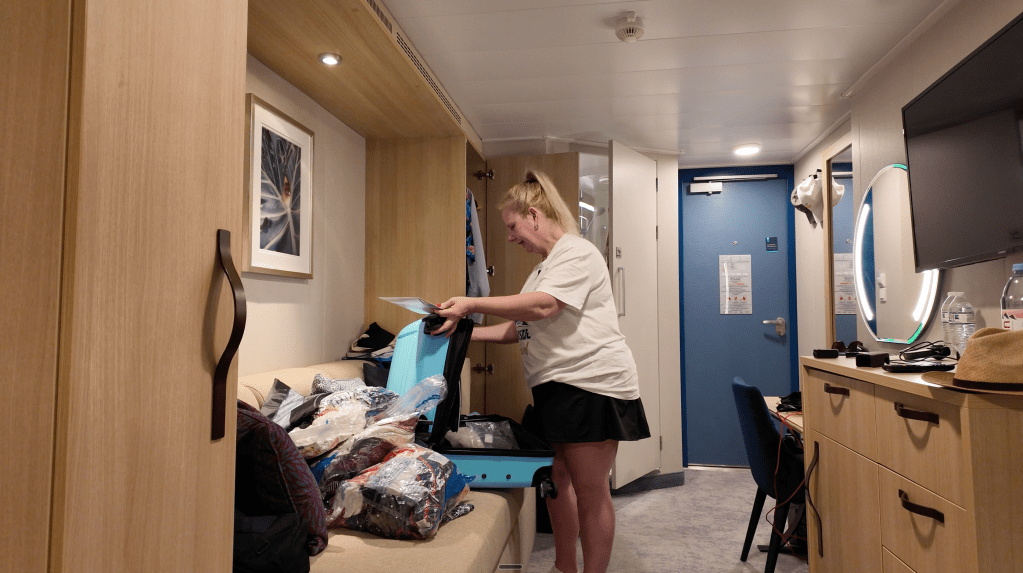 Inside cabin on Wonder of the Seas